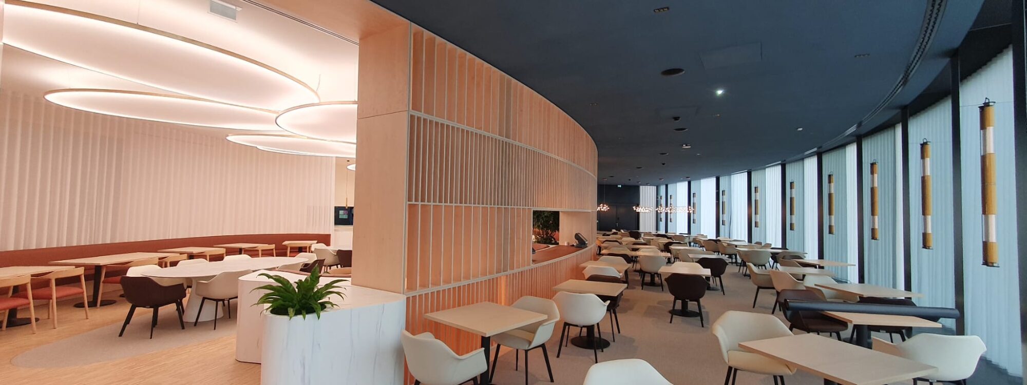 Cr&eacute;ation luminaire restaurant Strasbourg Wittelsheim